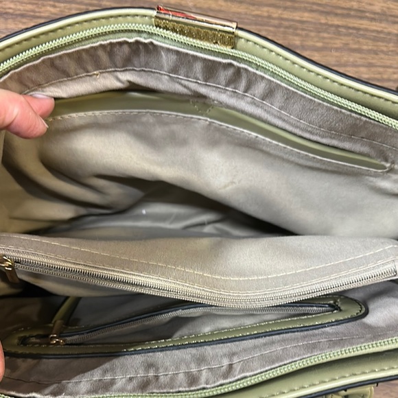 Elegant Olive Green Women's Handbag - Picture 4 of 5